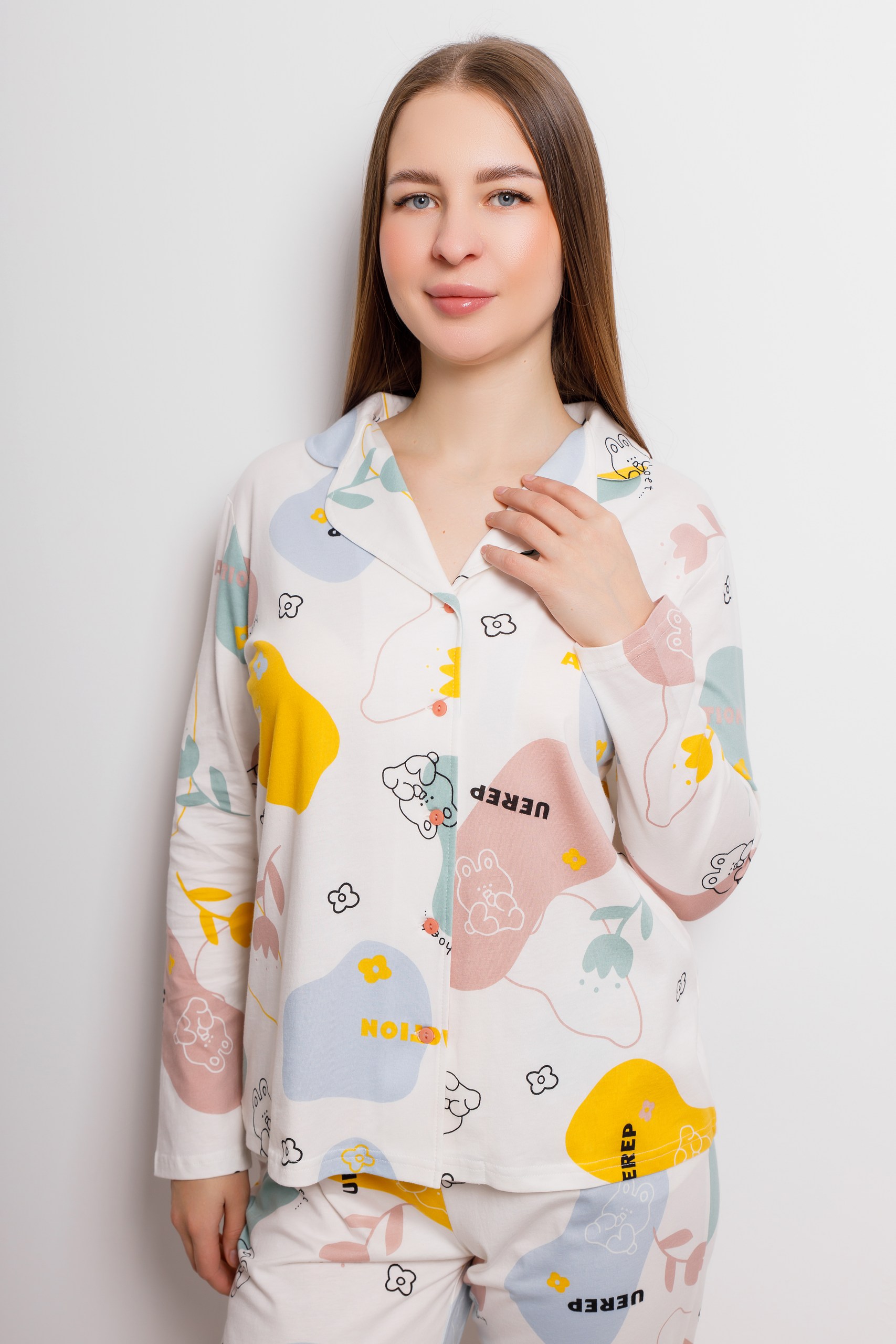 картинка Пижама женская «Люси-цвет» (разноцветный принт на молочном фоне)  от магазина Одежда+