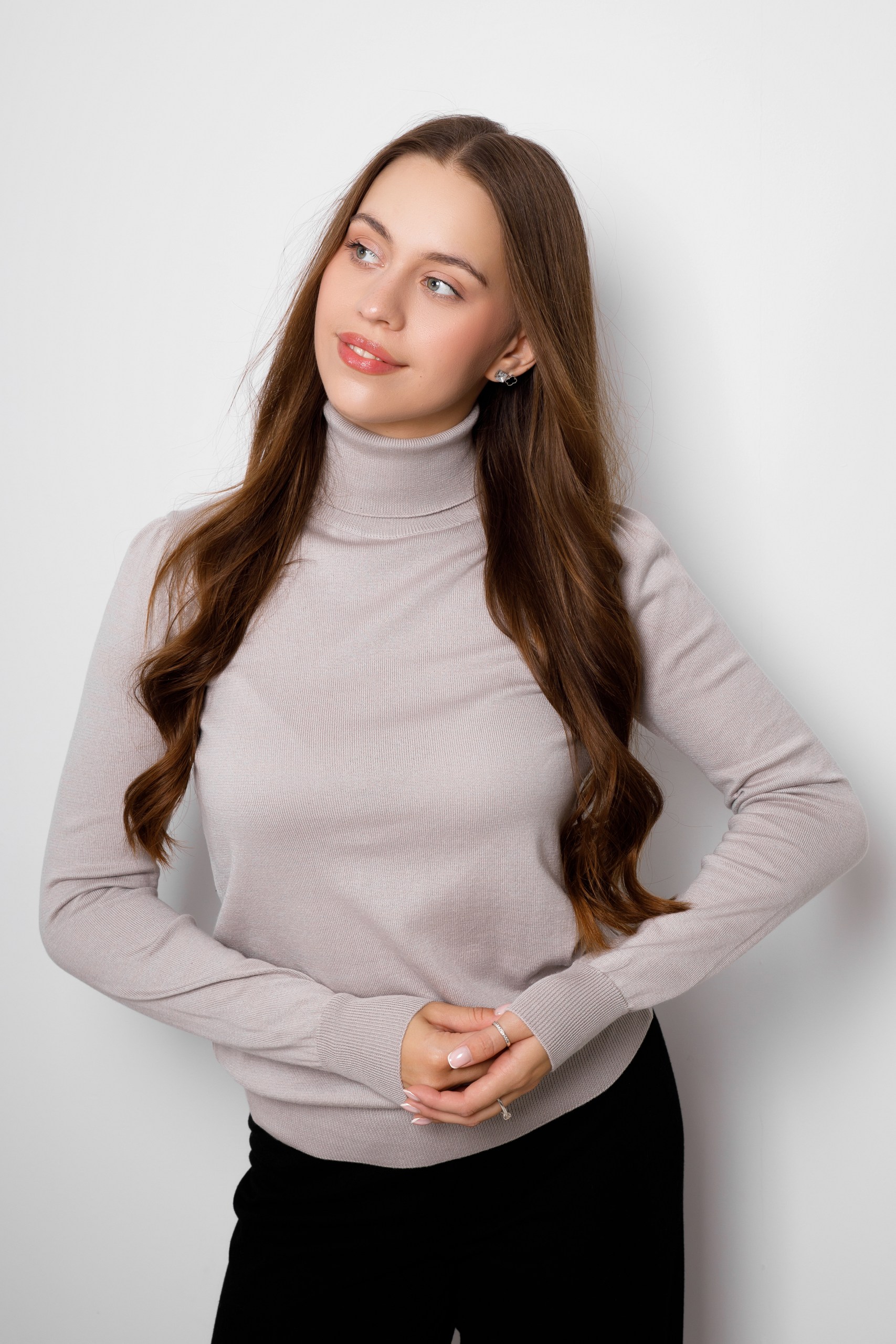 картинка Свитер женский "Лиза-ЛЕГС" (серо-бежевый) от магазина Одежда+