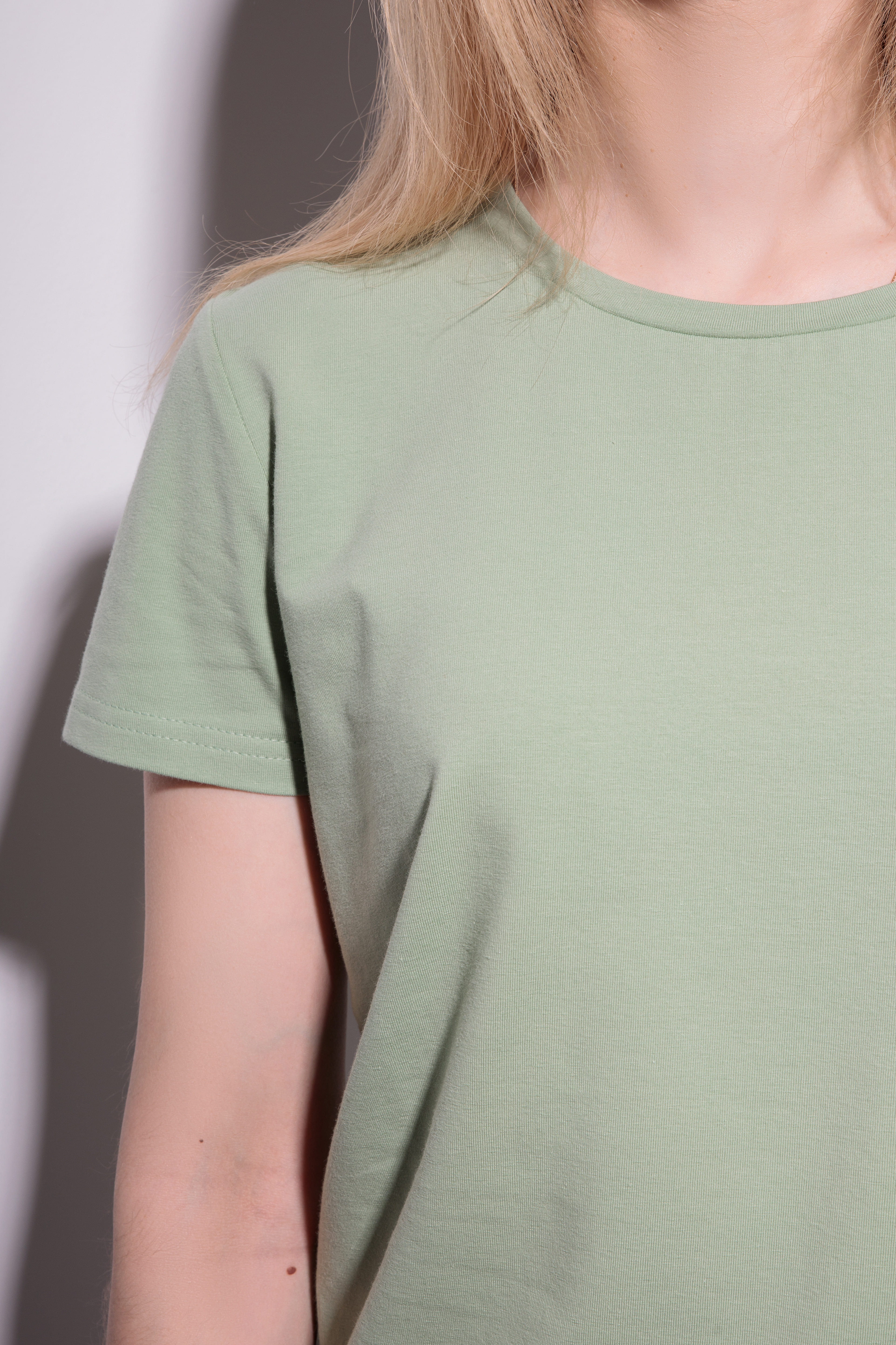 картинка Джемпер женский «Твин» (оливковый) от магазина Одежда+