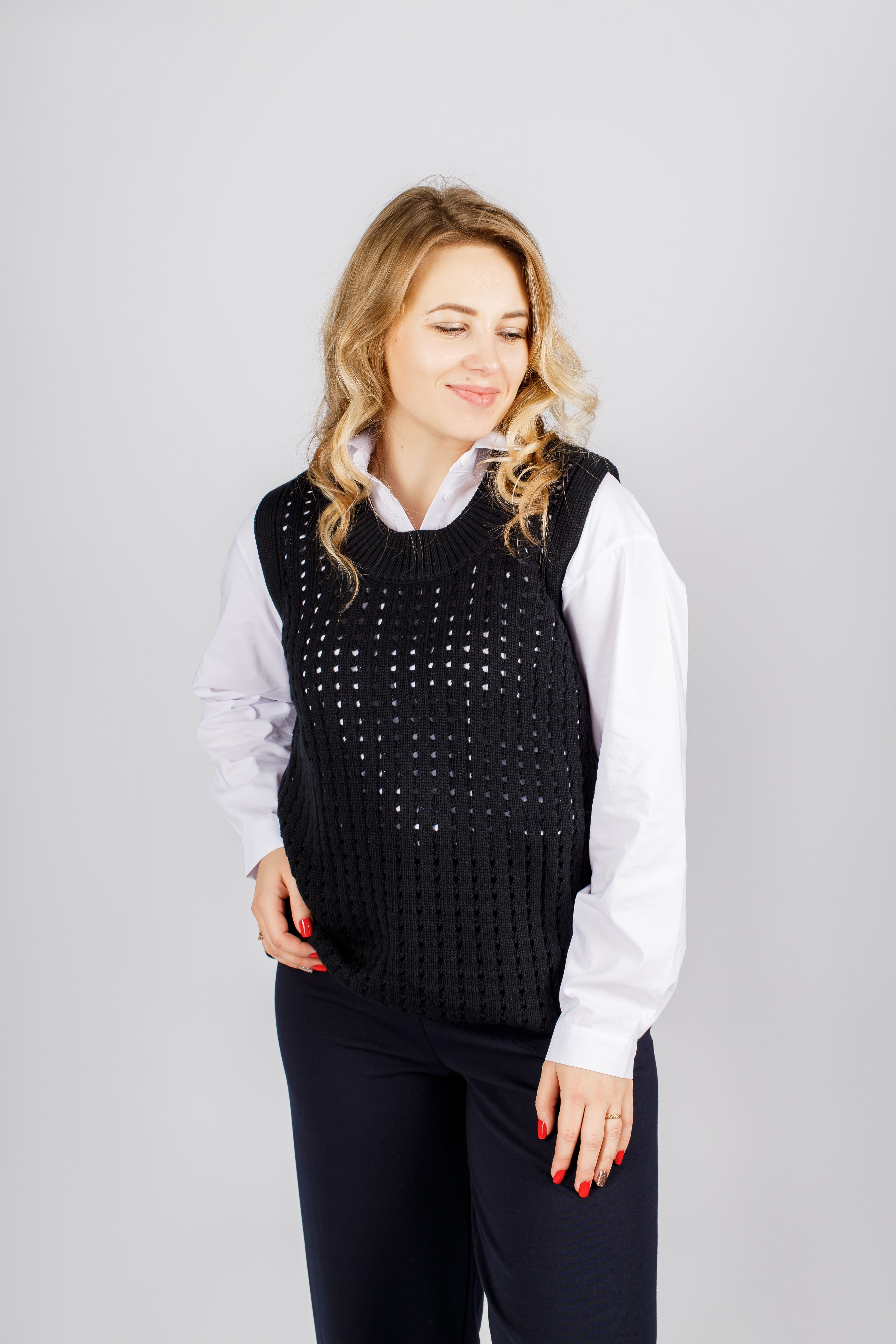 картинка Жилет женский «Ирэн» (черный) от магазина Одежда+