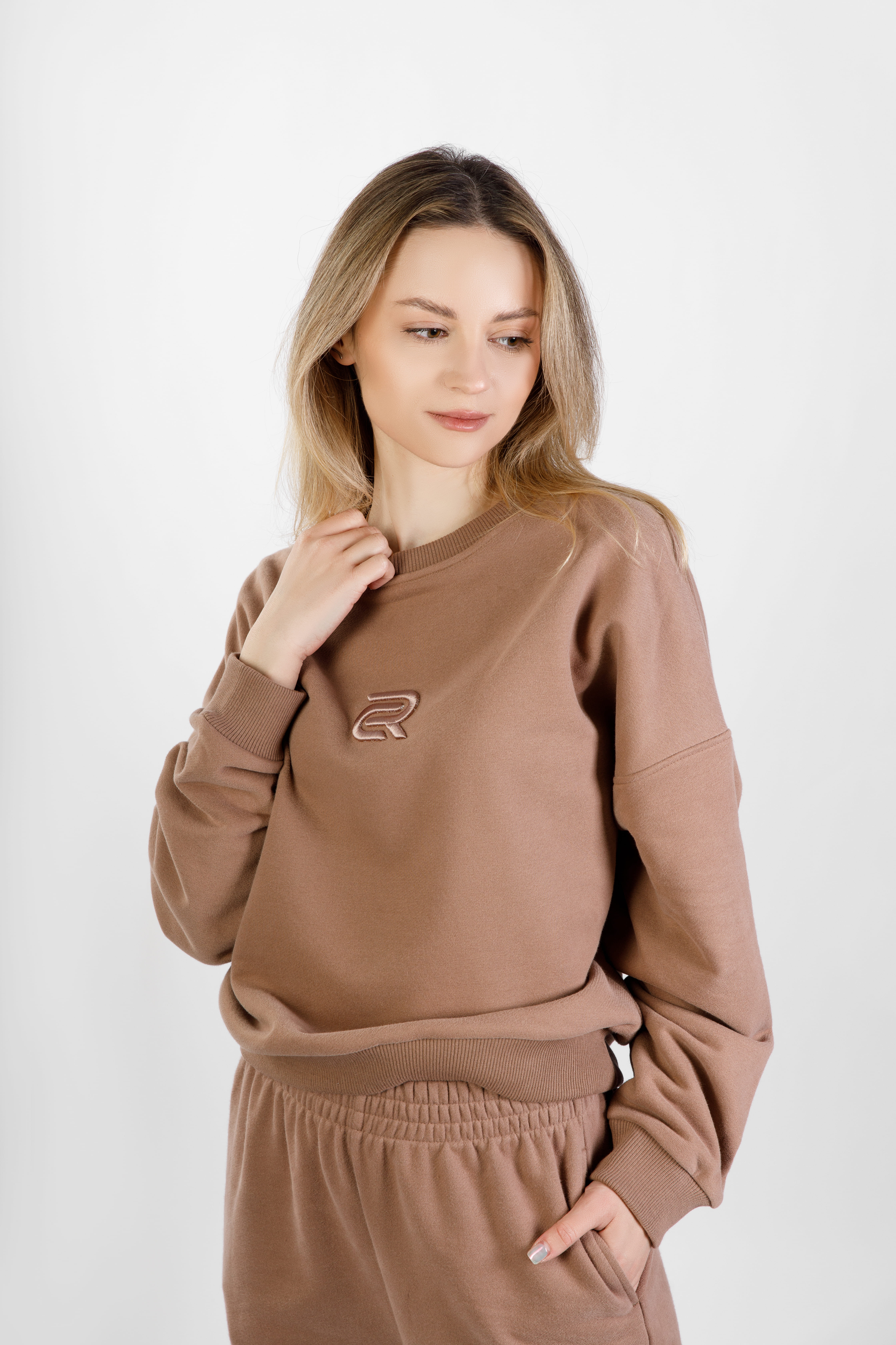 картинка Джемпер женский «RIOT-Д3» (светло-коричневый) от магазина Одежда+